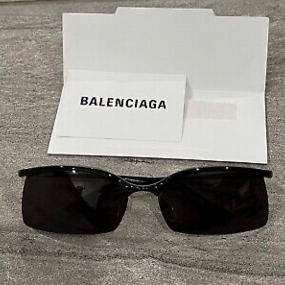 Balenciaga Sunglasses Unisex main image 6